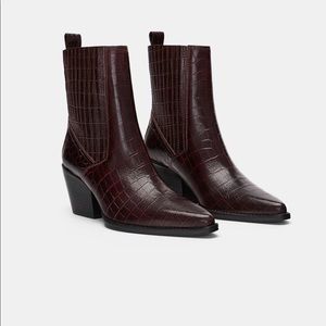 ✨SOLD✨ZARA LEATHER ANIMAL PRINT ANKLE BOOTS